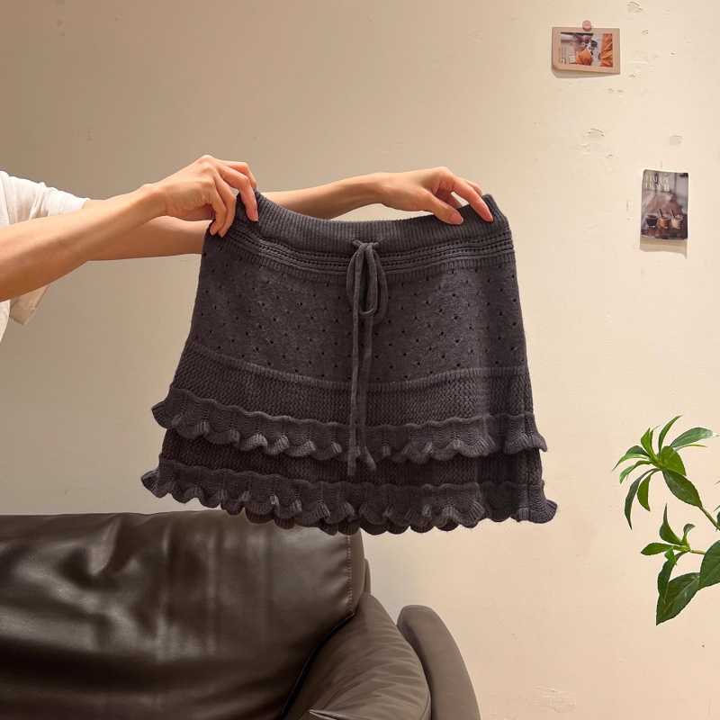 Stylish Korean-style Versatile Cake Skirt That Looks Youthful And Chic