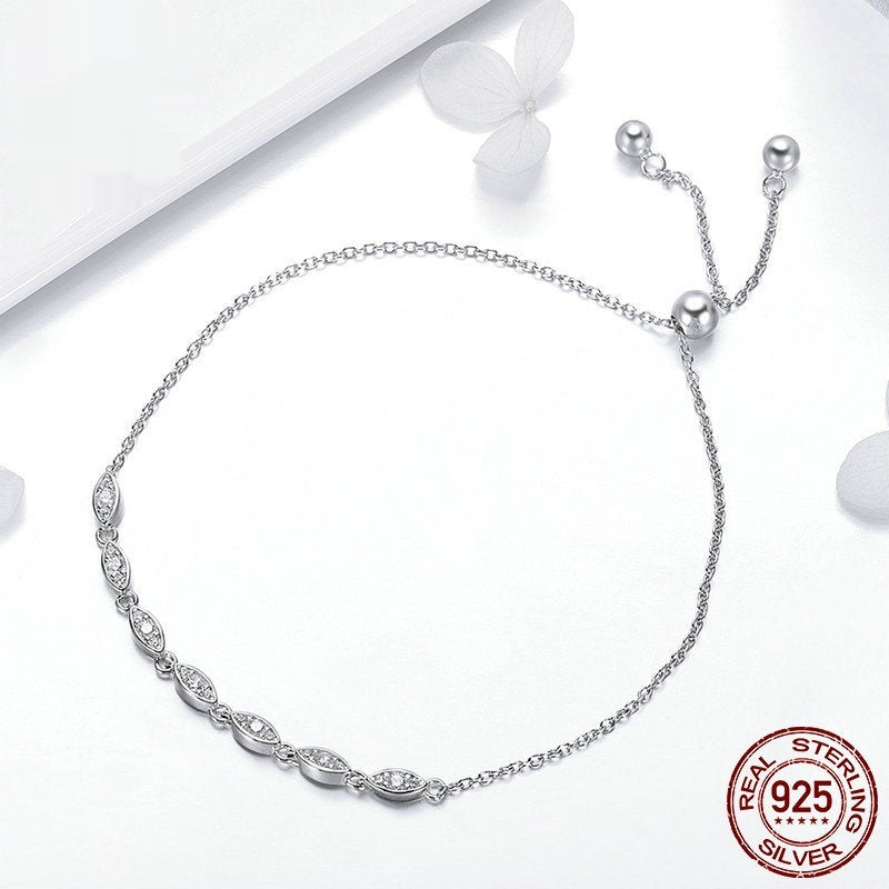 Simple Beauty Sterling Silver Inlaid Jewel Bracelet For Women