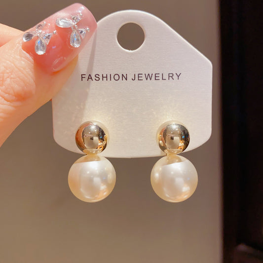 Niche Fashion Uniquely Designed Stud Earrings For Women