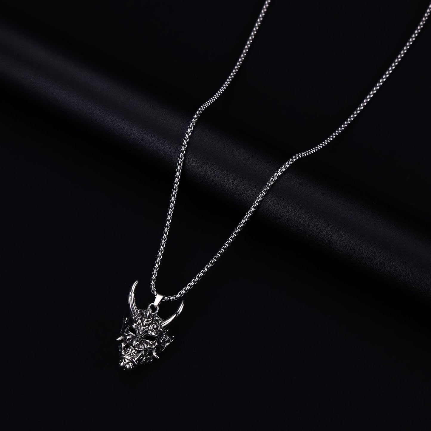Personalized Men's Vintage Upscale Necklace Accessories