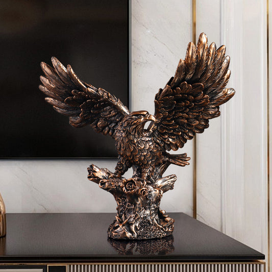 American-style Home Decor Eagle Figurine Soaring Hawk For The Living Room