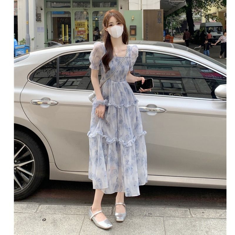 Afternoon Tea Dress With Bubble Sleeves And Floral Print