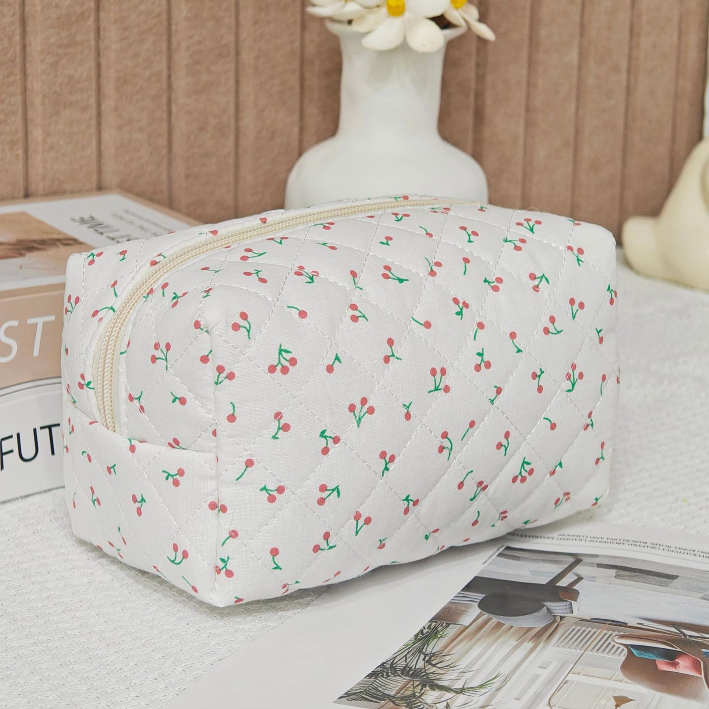 Printed Quilted Makeup Large Capacity Portable Toiletry Bag For Travel