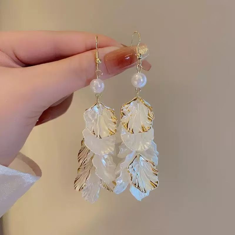 2026 New Petal Tassel Pearl Drop Earrings For Women, French Elegant Light Luxury High-End Dangle Hook Earrings, Chic Clip On Earrings For Non-Pierced Ears