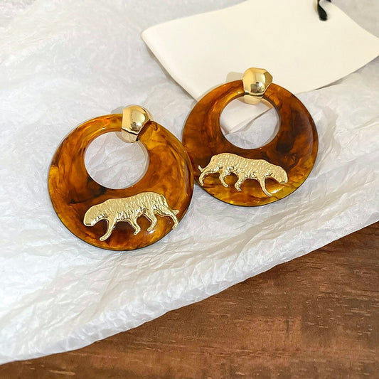 Handmade Maillard Aesthetic Hoops, Amber Resin & Gold Tone C-Shaped Earrings, Vintage Chunky Lightweight Fashion Jewelry, Unique Gift For Her