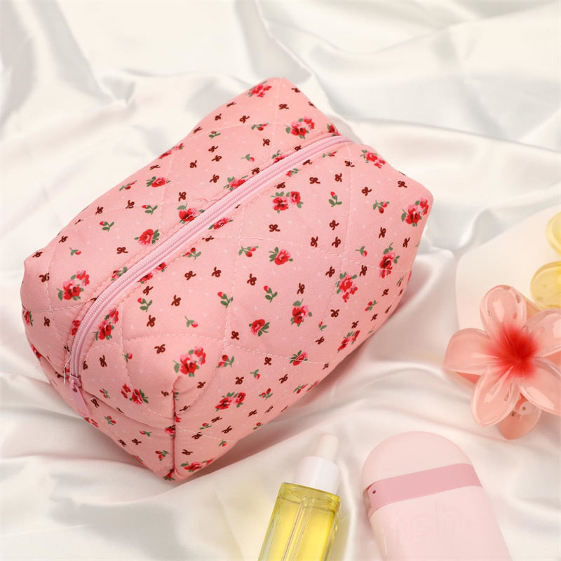 Large Capacity Travel Multifunctional Floral Makeup Bag