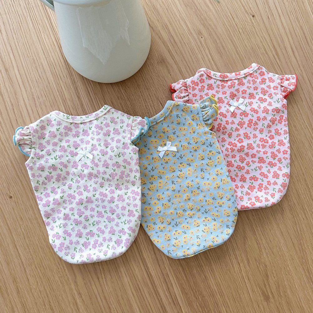 Clothes For Small Two-legged Pet Dogs