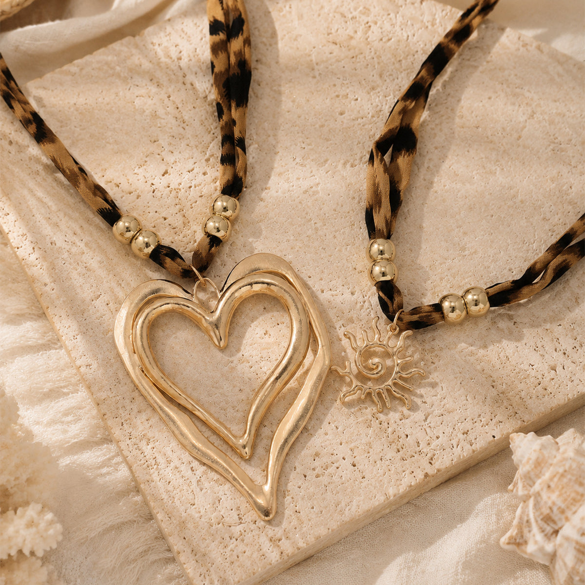 Women Lava Texture Big Heart Pendant Choker Necklace,CCB Beads With Pearl Fashion Costume Accessories For Daily Party Occasion