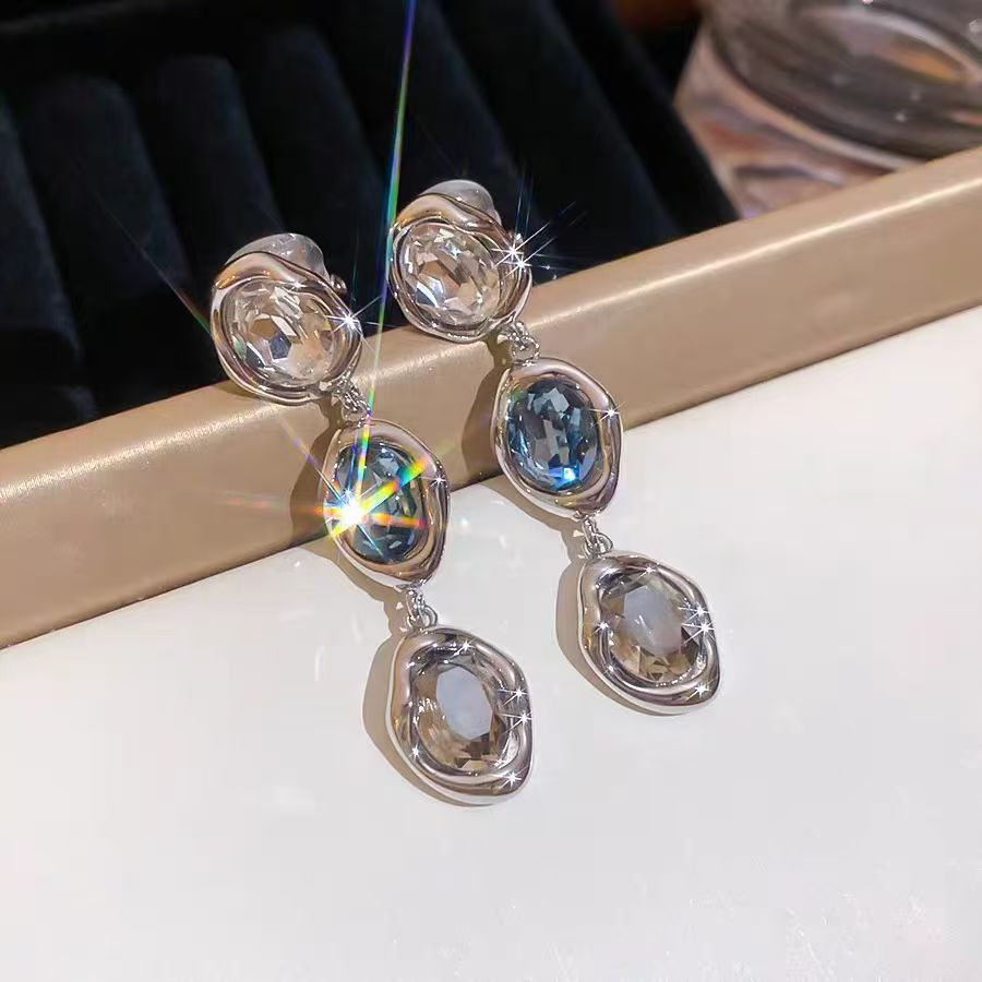 2026 New Rhinestone Oval Tassel Clip On Earrings, Vintage Mid-century Luxury High-End Niche Designer Fashion Jewelry For Women