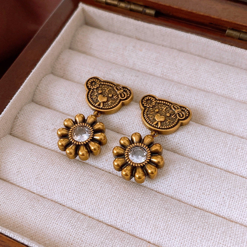 Birthday Gift Vintage Zircon Stud Earrings Female Retro CZ High Sense Jewelry