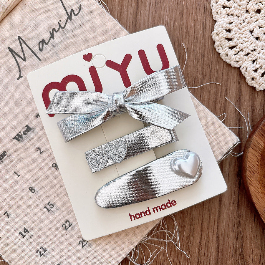 Versatile Childrens Hair Clip Made Of Leather
