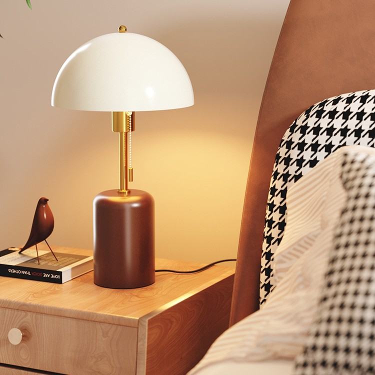 Atmosphere-Enhancing Eye-Care Solid Wood Bedside Lamp