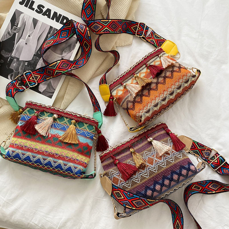 Korean-style Fashionable Wide-shoulder Crossbody Bag For Women