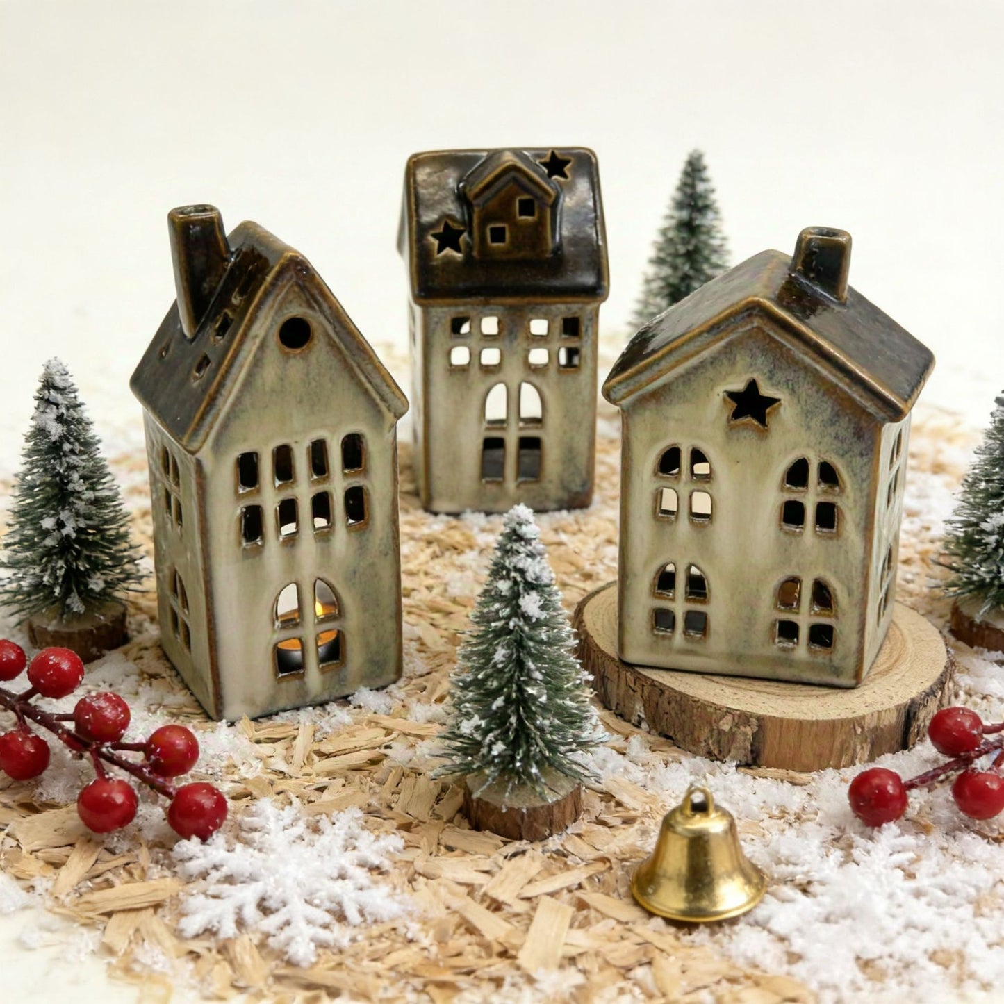 European-style Christmas House Tea Light Ceramic Ornament