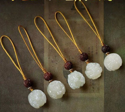 Natural Hetian Jade Twelve Zodiac Signs Car Key Pendant Key Chain Chain Men And Women Mobile Phone Chain Ornaments