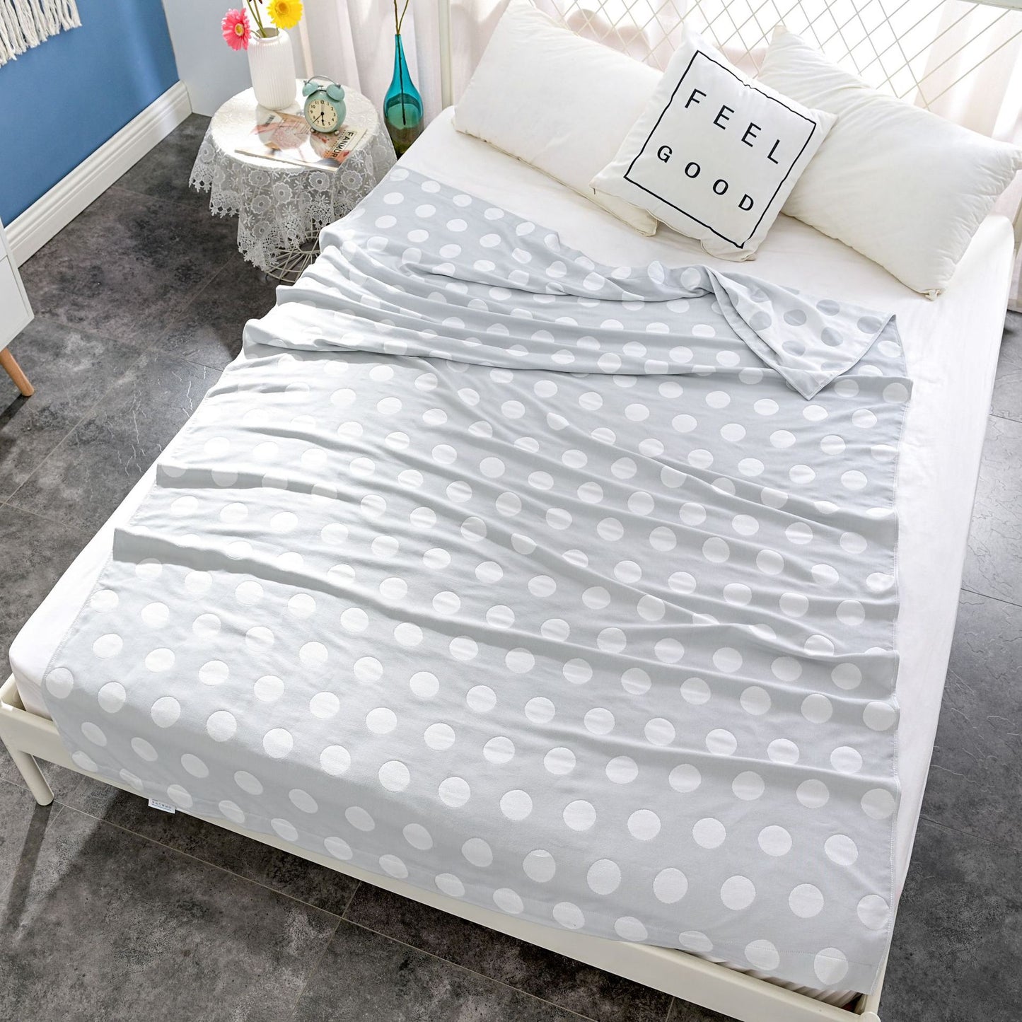 Japanese-style Single Cooling Blanket Nap Blanket Tech-Embroidered Ice Silk Summer Quilt