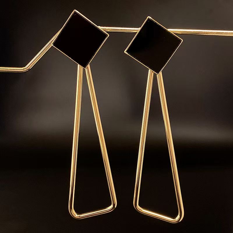 Bold Metal Earrings, Retro Hong Kong & Korean Style Long Geometric Dangles, Face Slimming