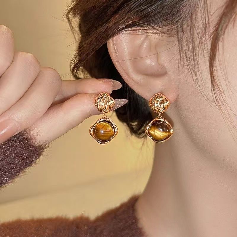 S925 Sterling Silver Maillard Tiger Eye Stone Stud Earrings For Women, 2026 New Hot Selling Light Luxury High-End Autumn Winter Ear Jewelry