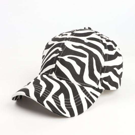 The Zebra-striped Printed Adjustable Fashion And Versatile Style Bowler Hat Is Suitable For Outdoor Shopping And Outings.