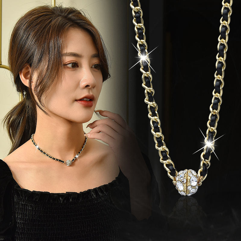 Rhinestone Ball Magnetic Braided Rope Necklace For Women, Korean Fashion Round Pendant Collarbone Chain, Trendy Versatile Jewelry