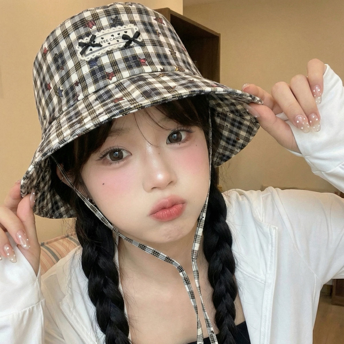 Women's Bow-tie Decorated Cartoon Full-print Star-patterned Striped Rope Casual Hat For Outdoor Outings, Hiking, Shopping.