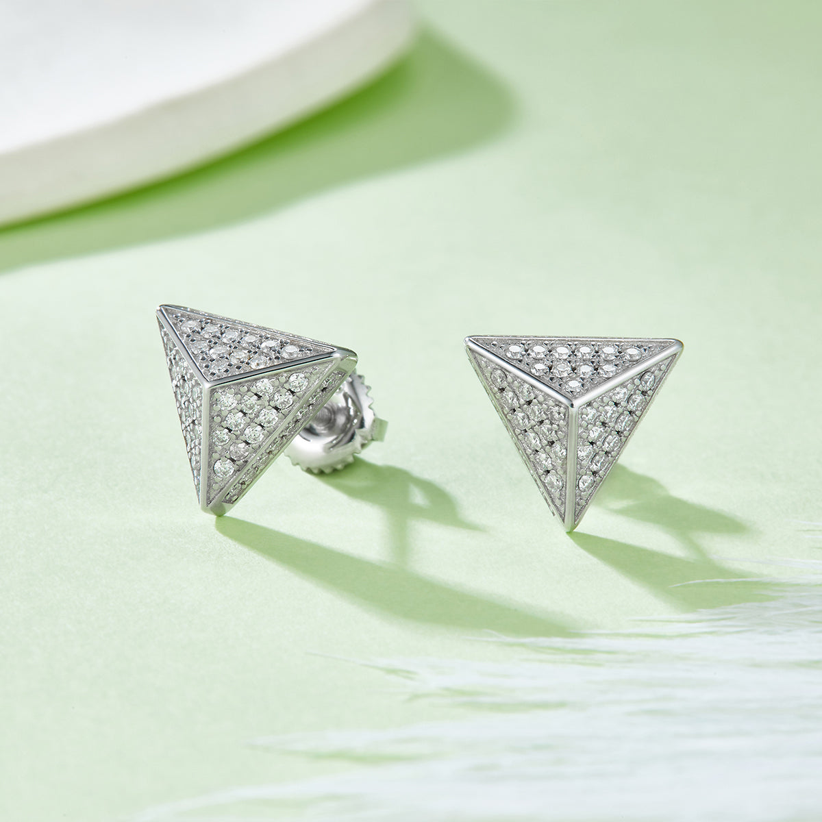 S925 Sterling Silver 114pcs D Color VVS1 Moissanite Triangle Stud Earrings 3D Pyramid Screw Back Hypoallergenic GRA Certified Gift Box