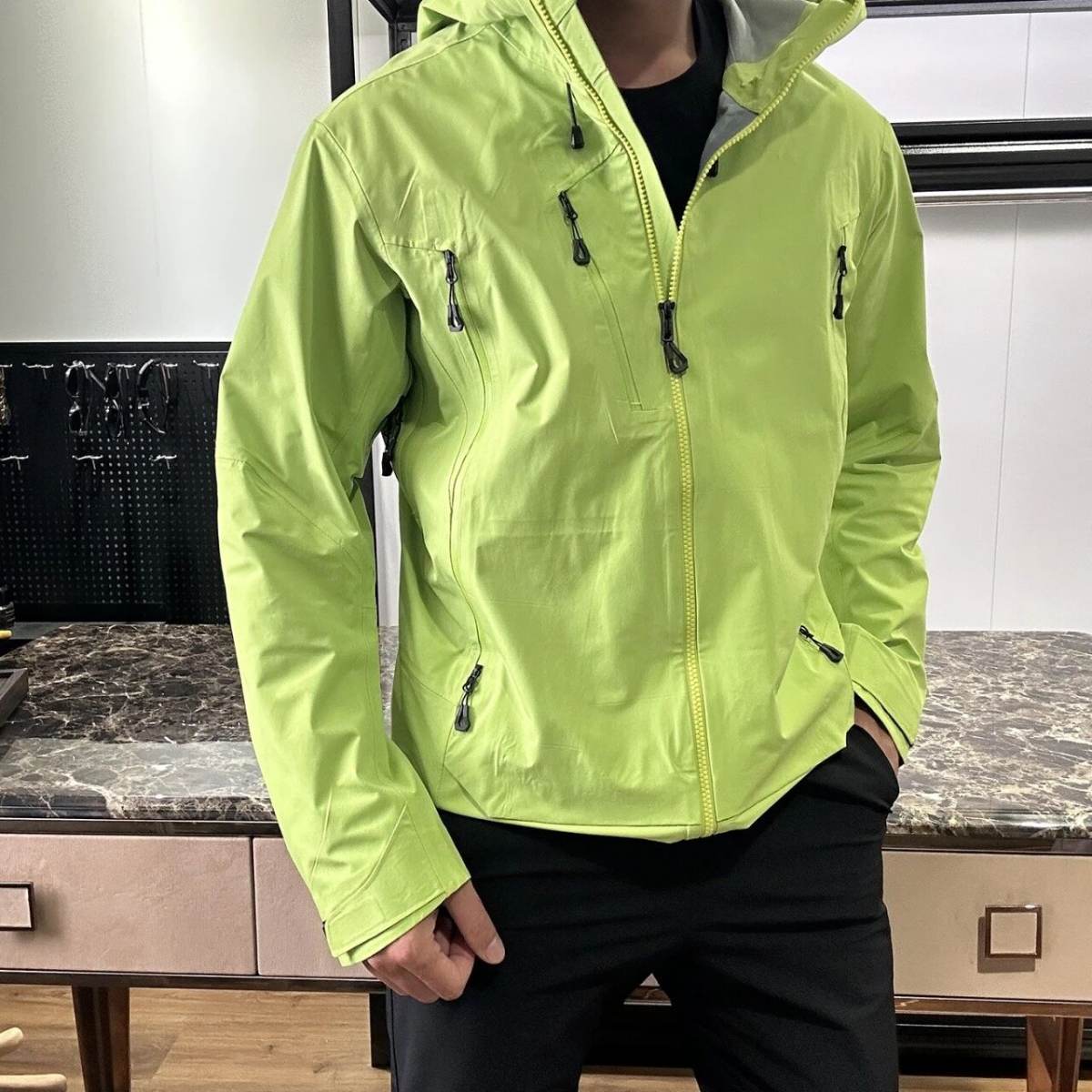 Men Hooded Rain Jacket Fully Seam Sealed Windbreaker Waterproof Breathable Outdoor Shell Jacket For Cycling Camping Trekking Travel Windproof Raincoat