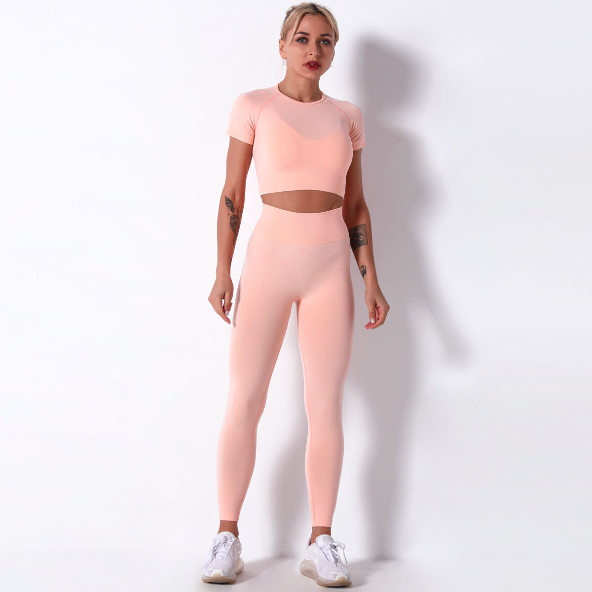 Seamless Knitted Workout Short Sleeve T-shirt Trousers Yoga Clothes