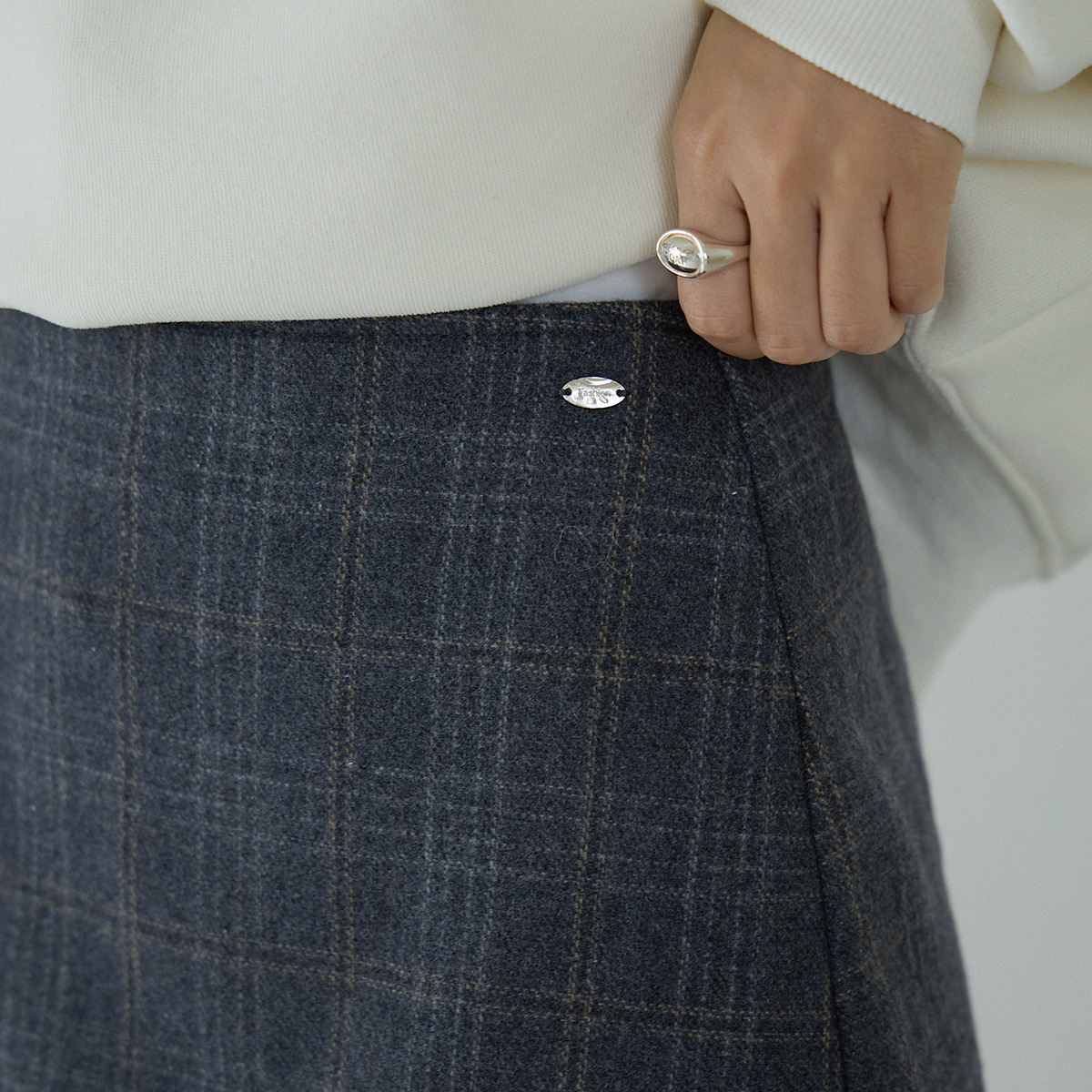 Korean Retro Plaid Women's Autumn High-waist Design Skirt
