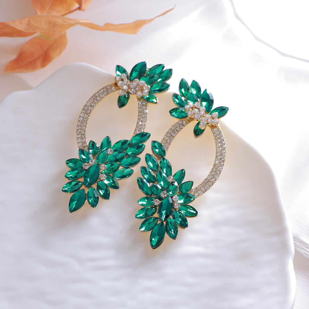 Vintage Floral Full Rhinestone Circle Drop Earrings - Niche Premium Evening Gown Photoshoot Aesthetic Ear Jewelry