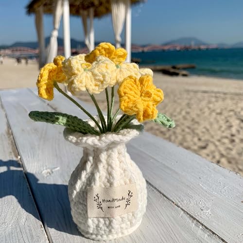 YOOJEE Forget-Me-Not Crochet Flower Potted Plant – Handmade Desk Decor, 7 Bloom Crochet Flowers in Soft Yellow Tones