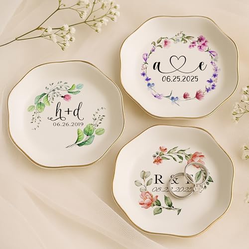 Personalized Floral Ring Dish with Couple’s Initials & Date – Custom Wedding Jewelry Holder for Bride, Engagement Ring Tra...
