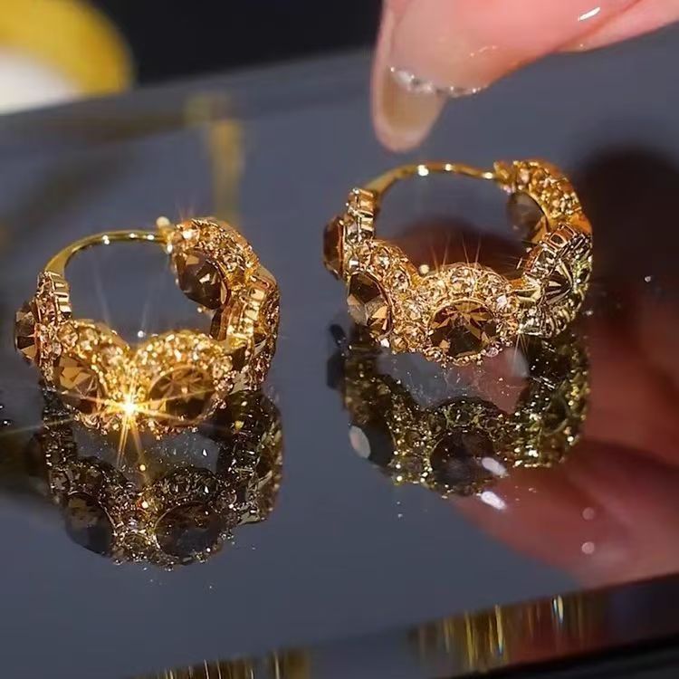 Fashion Maillard Retro Hong Kong Style Diamond Inlaid Snap Hoop Earrings, All Season Light Luxury New Autumn Winter Ear Jewelry For Women
