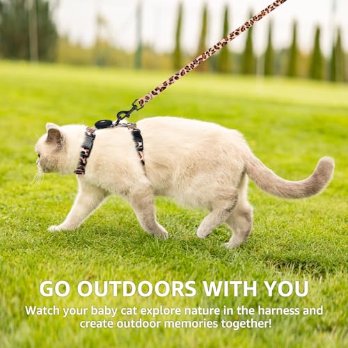 SCENEREAL Adjustable Cat Harness and Leash Set with AirTag Holder, Escape-Proof Design for Small to Large Cats, Lightweigh...