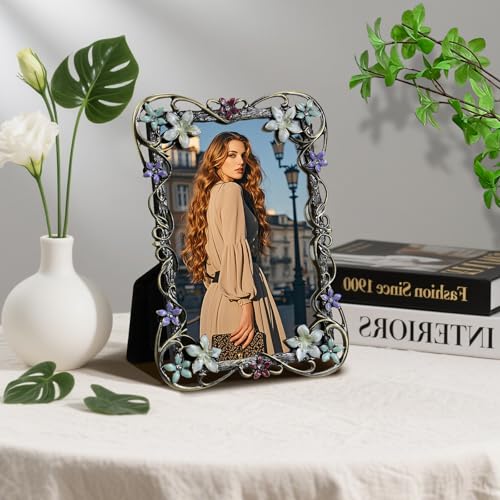 Essovee Vintage Photo Frame 4x6, Metal photo frame with European Floral Ornate Enamel Flower & Bronze Metal Design with HD...