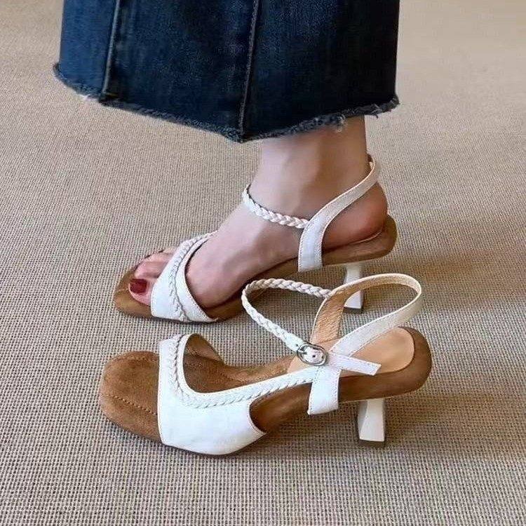 2026 Summer New Women Retro One Strap Buckle Woven Square Toe Open Toe Sandals, Fashion Comfortable Roman Sandals