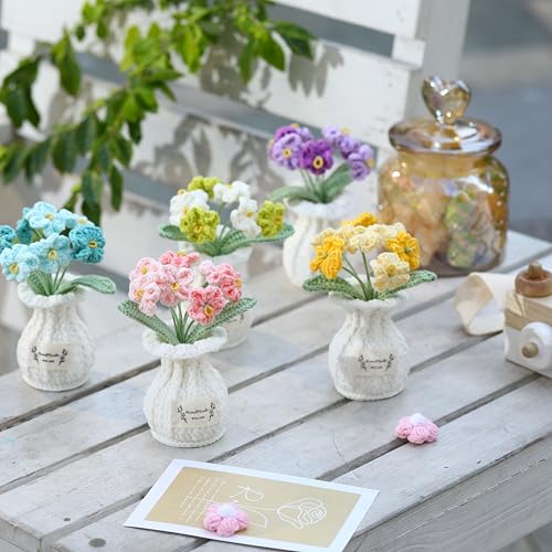 YOOJEE Forget-Me-Not Crochet Flower Potted Plant – Handmade Desk Decor, 7 Bloom Crochet Flowers in Soft Yellow Tones