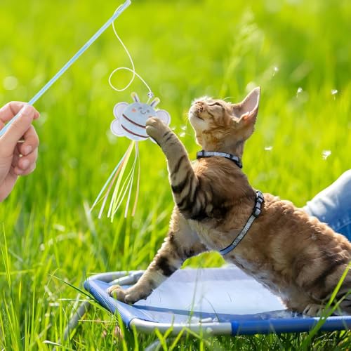 NOWFRESH Cat Wand Toy Set, 2 PCS Interactive Cat Teaser Wands with Cute Bee & Mouse Designs, Equipped with Bells and Strea...