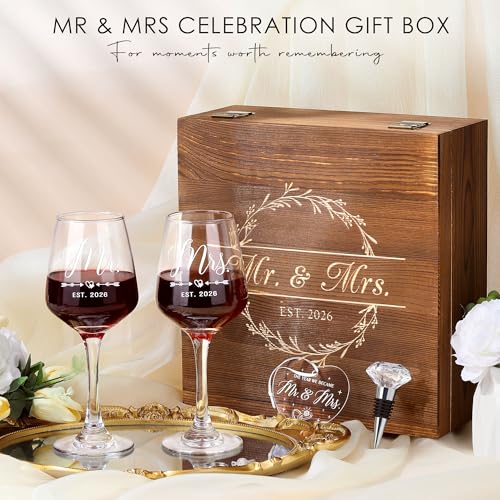 Verouis Wedding Gifts for Couples 2026 Mr and Mrs Engraved Wine Glasses Engagement Gift for Newlywed Bachelorette Bridal S...