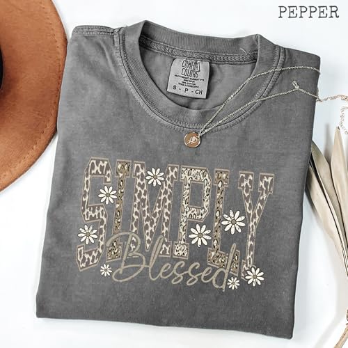 Simply Blessed Design - Womens Comfort Colors - Pepper Grey Leopard Print Floral Graphic Tee