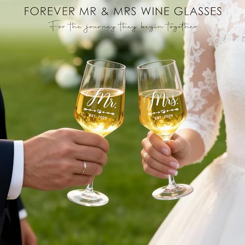 Verouis Wedding Gifts for Couples 2026 Mr and Mrs Engraved Wine Glasses Engagement Gift for Newlywed Bachelorette Bridal S...
