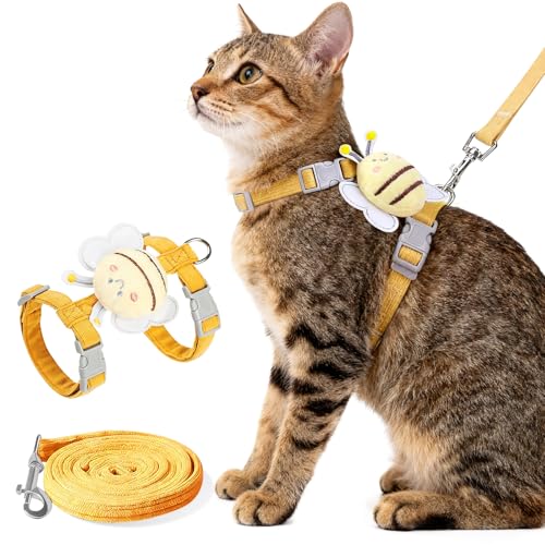 Cat Harness and Leash Set - Anti-Escape Adjustable Cat Vest, Soft Breathable Kitten Harness for Outdoor Walking and Training