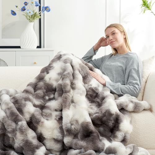 Cozy Bliss Faux Fur Throw Blanket for Couch, Fuzzy Soft Plush Thick Bubble Blanket for Sofa Bedroom Living Room, 50 * 60 I...