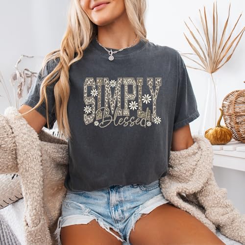 Simply Blessed Design - Womens Comfort Colors - Pepper Grey Leopard Print Floral Graphic Tee