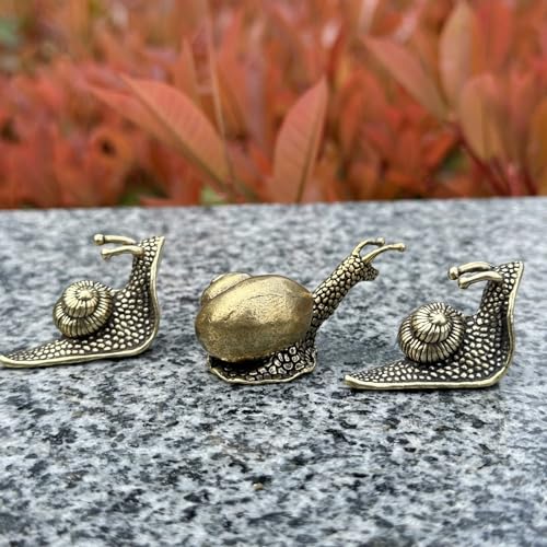 XYLIBLLA 3Pcs Brass Snail Statue Decor, Retro Mini Copper Snail Statue Home Decoration for Living Room and Desk, Outdoor P...