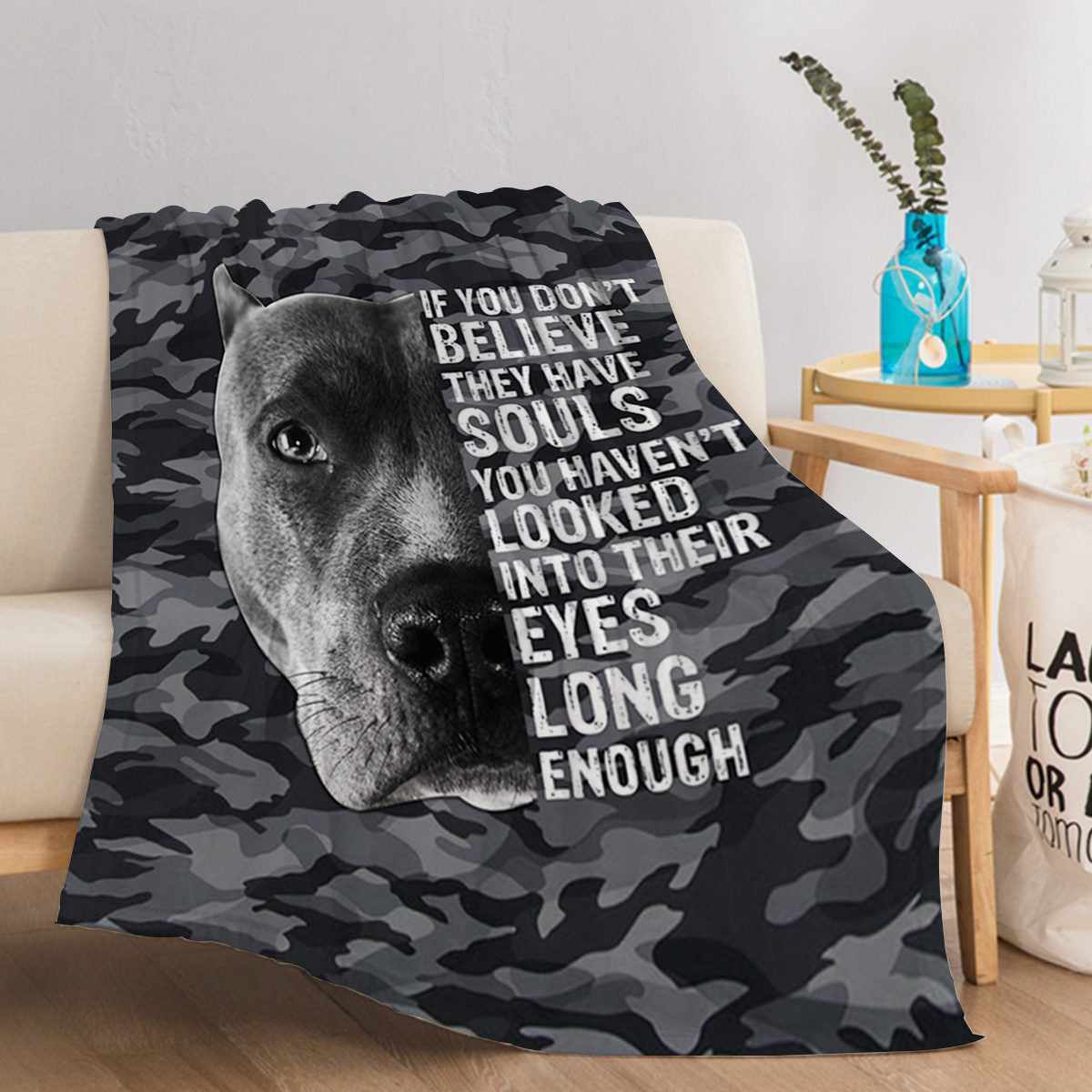 1pc Flannel Black Background Dog Cute Pet Theme Soft And Fluffy Multifunctional Outdoor Beach Camping Living Room Sofa Office Nap Printed Blanket