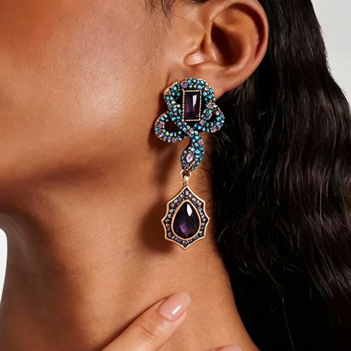 New Vintage Royal Court Floral Tassel Drop Earrings, Light Luxury Niche Design Elegant Versatile Women Ear Jewelry