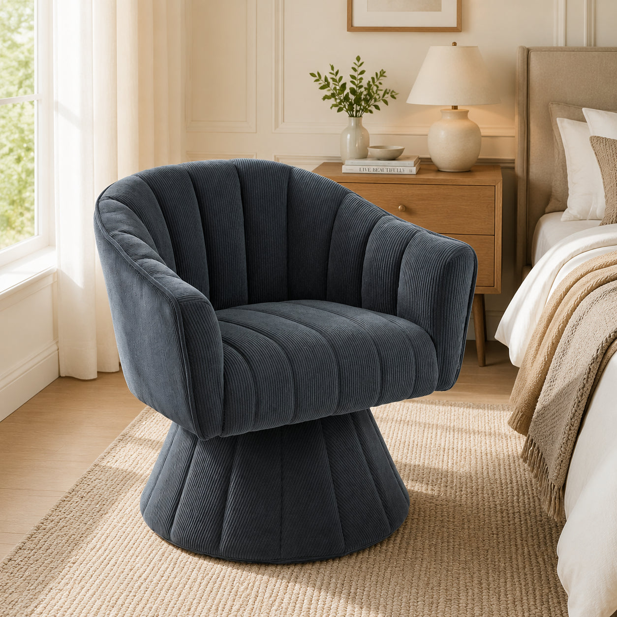 Elegant 360 Swivel Chair With Ergonomically Shaped Seat And Back Upholstery, Enveloping Armrests As Well As A Modern Design And Stable Base, Perfect For The Office, Living Room Or Home Office.