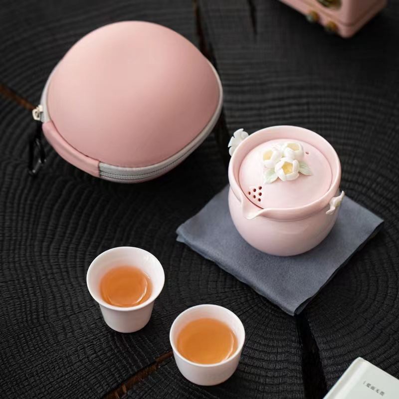 Plum Blossom F-Color Tea Cup A Portable Travel Tea Set With A Teapot And Two Cups