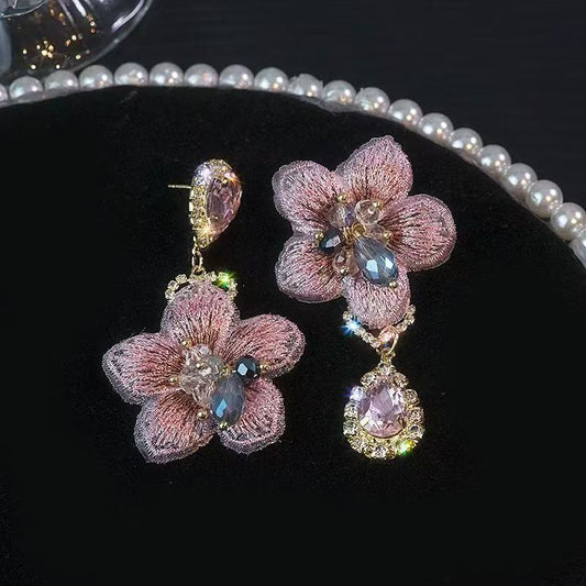 2026 New Vintage Chinese Style Big Flower Stud Earrings For Women, Unique Asymmetric Embroidery Petal Fashion Rhinestone Ear Jewelry